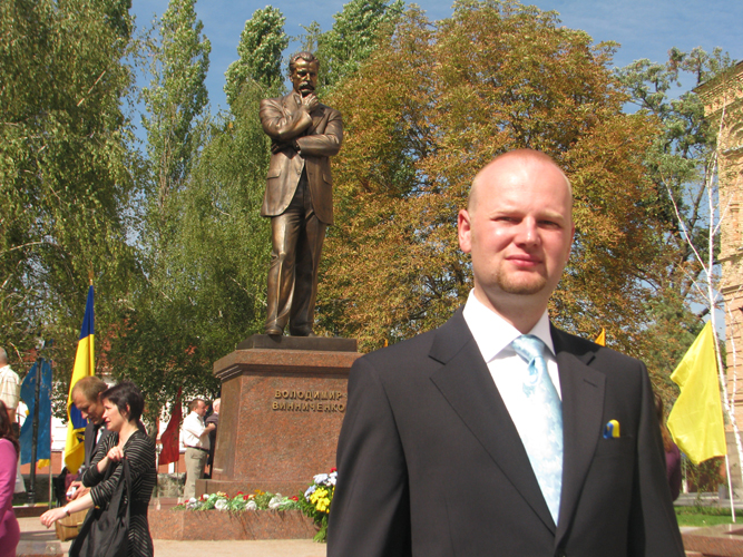 В. Винниченко, В. Цісарик м. Кіровоград 20101